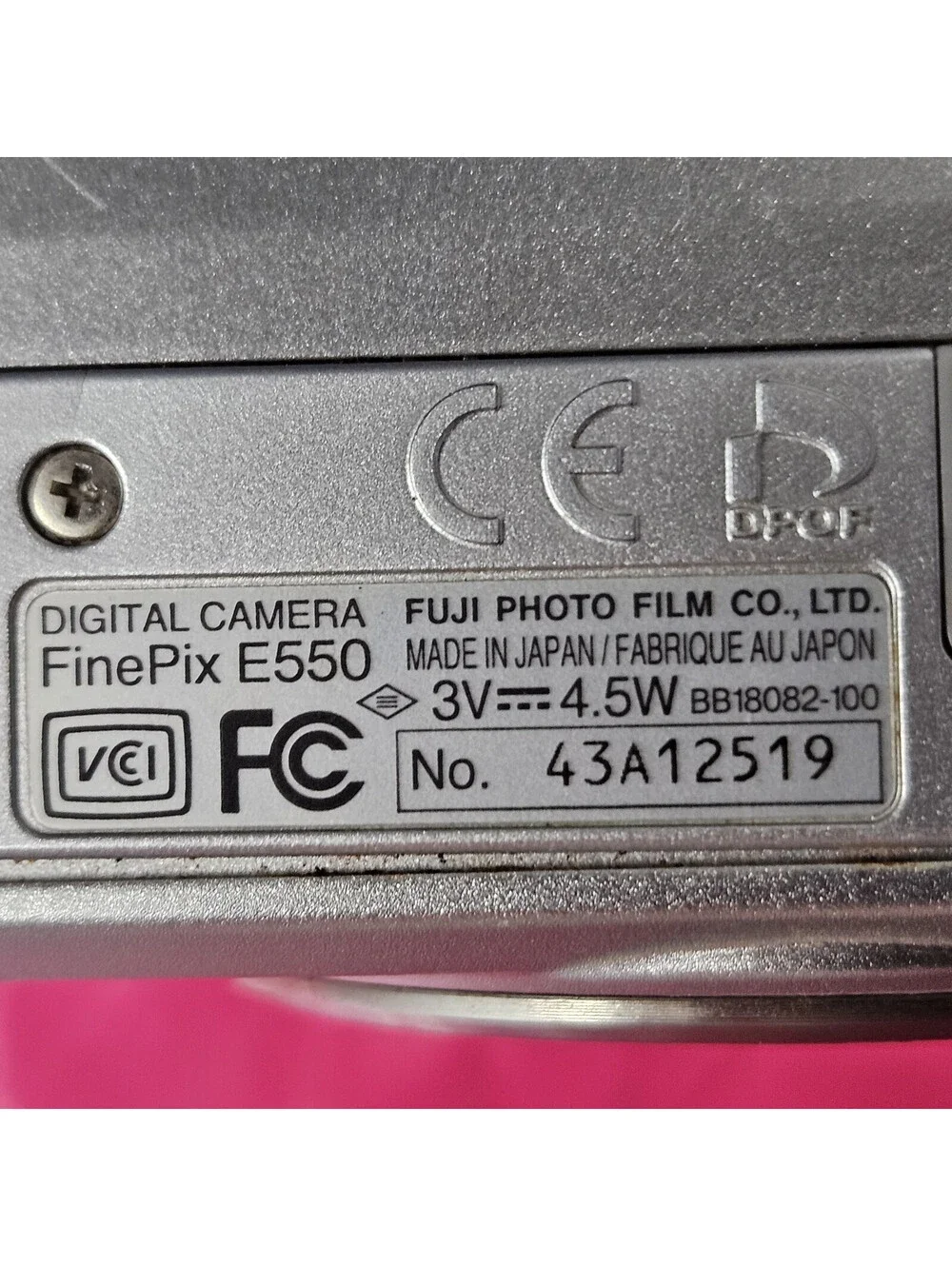 Fujifilm Digital Camera FinePix E550 6.3MP Silver DOES NOT WORK PARTS ONLY